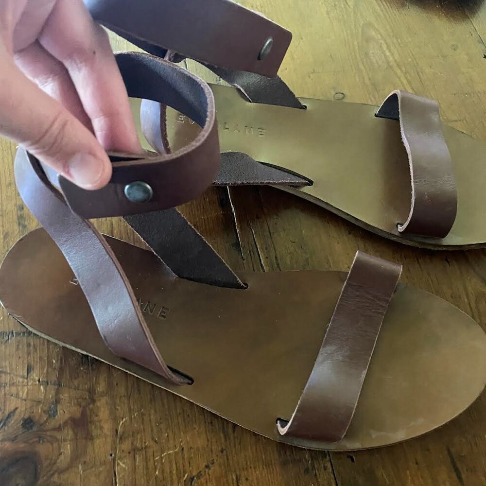 Everlane oxblood leather sandels, size 7